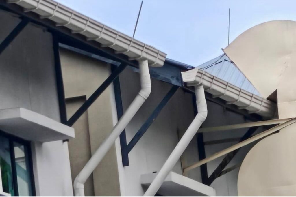 What is UPVC Guttering? The Comprehensive Guide